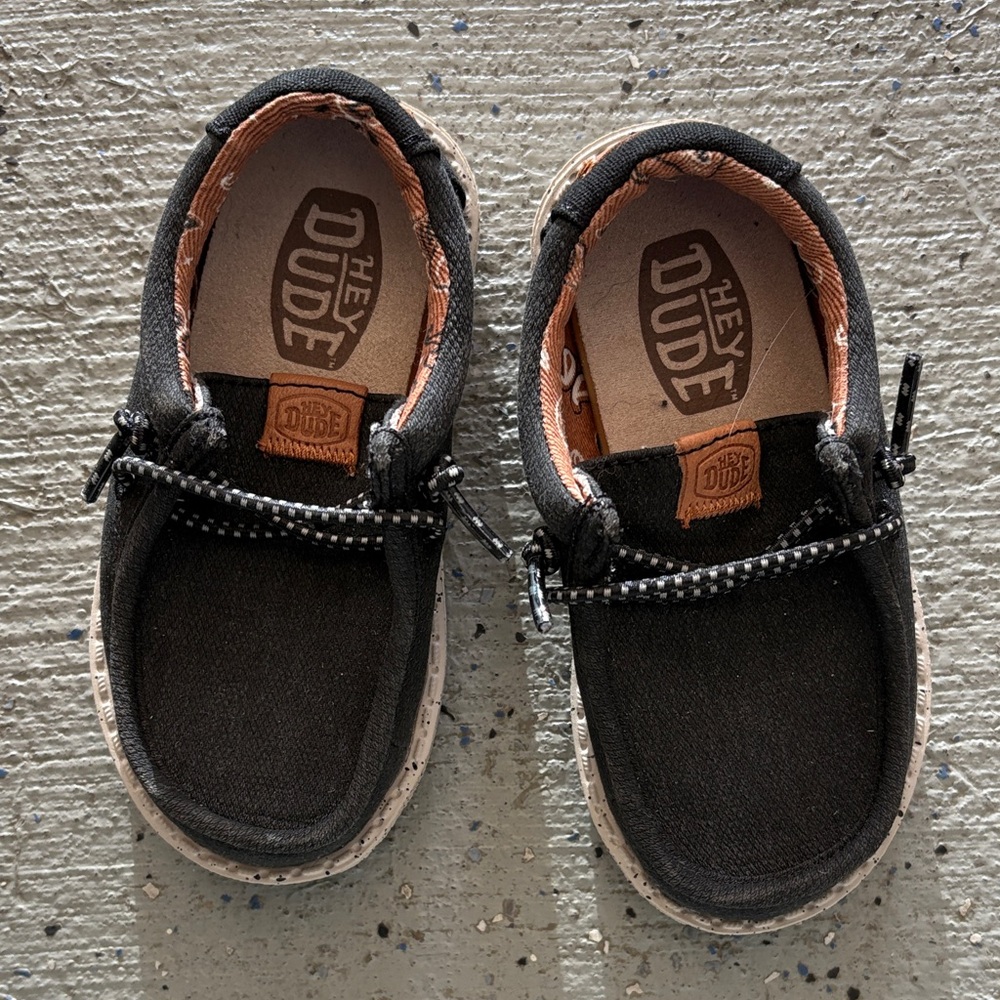 Hey Dude Toddler Shoes size 7